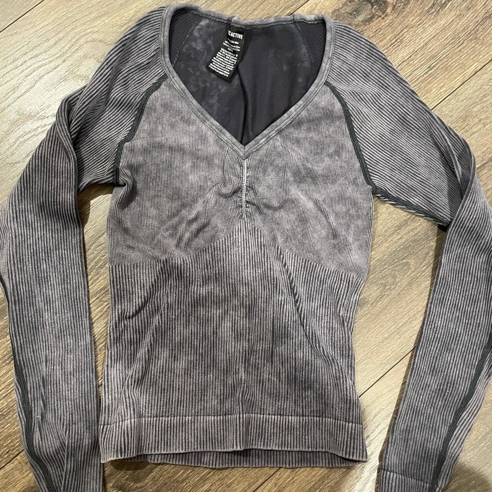 PINK LONG SLEEVE WORKOUT TOP